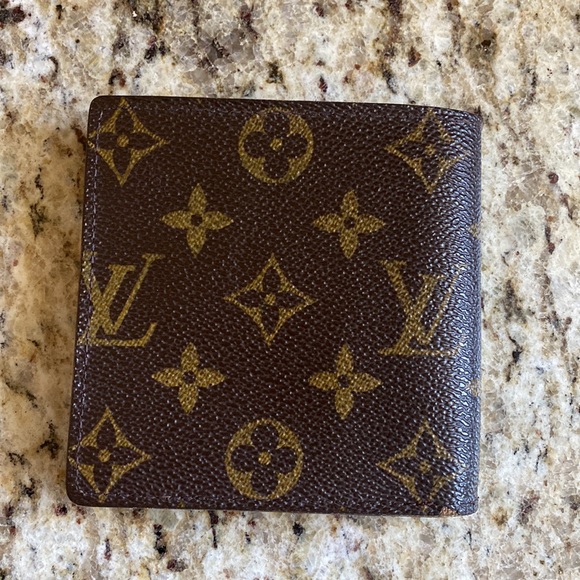 authentic louis vuitton wallet - Picture 2 of 8
